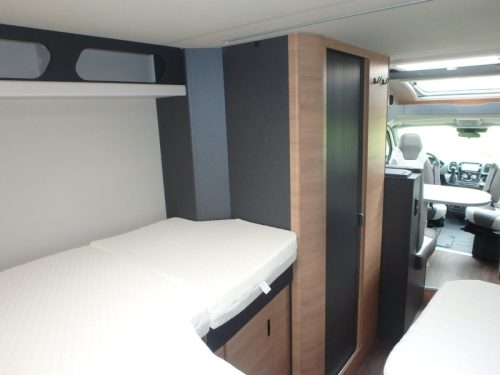 Knaus L!ve Ti 650 MEG Offer Camper Rental photo: 21