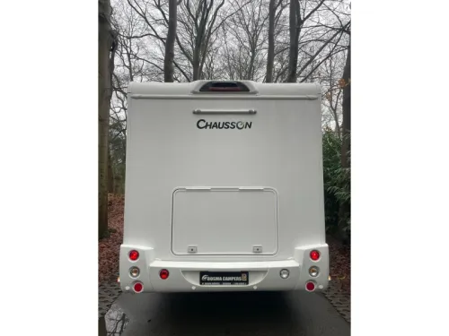 Chausson Special Edition 718 XLB Automatic Queen Bed Air Conditioning photo: 4
