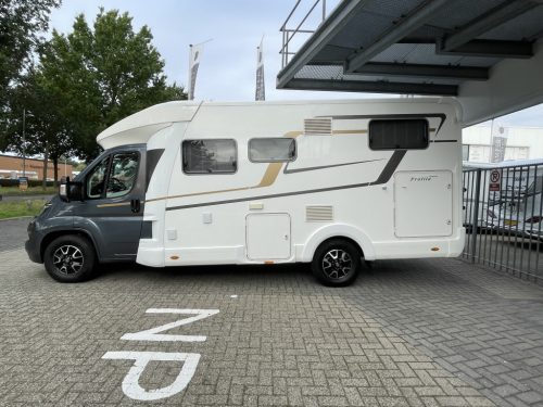 Euramobil Profila T695 EB EINZELBETTEN 9-GANG-AUTOMATIK Foto: 19