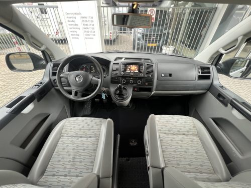 VOLKSWAGEN TRANSPORTER WESTFALIA BUILT-IN POP-TOP ROOF 1ST OWNER photo: 15